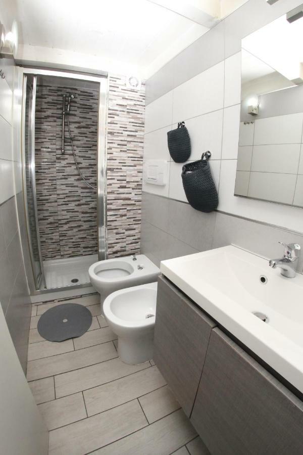 Brillantina House * Napoli
